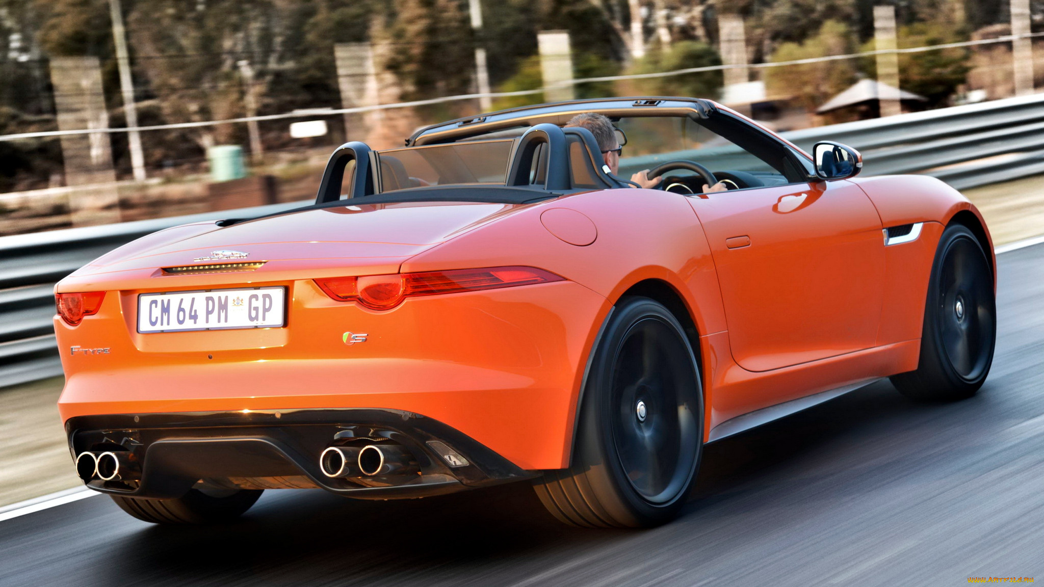 Jaguar f Type 2012